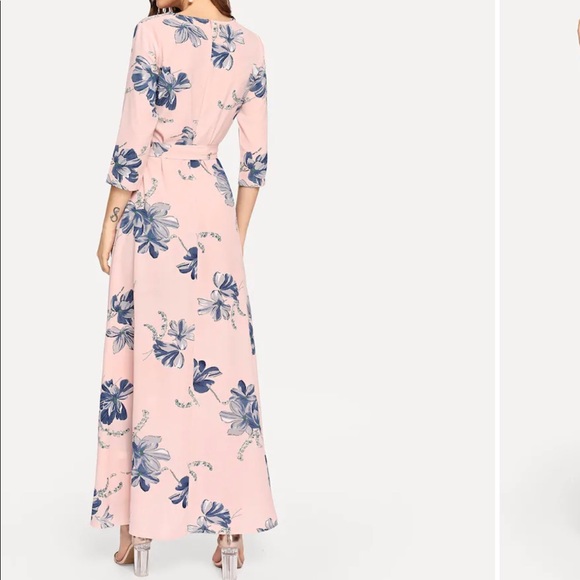 SOLD 💗NWOT || Floral maxi dress 💗 - Picture 2 of 3